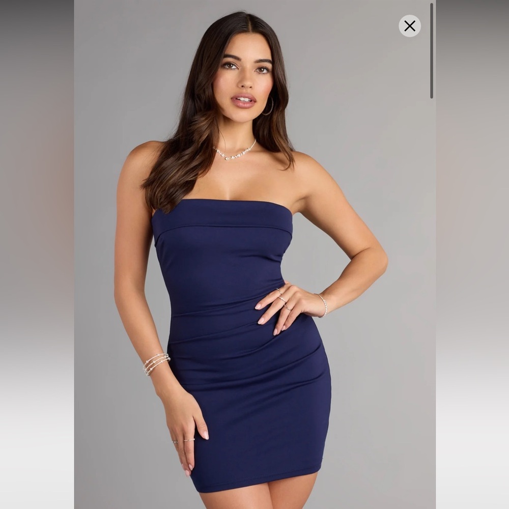 Windsor Navy Blue Strapless Dress